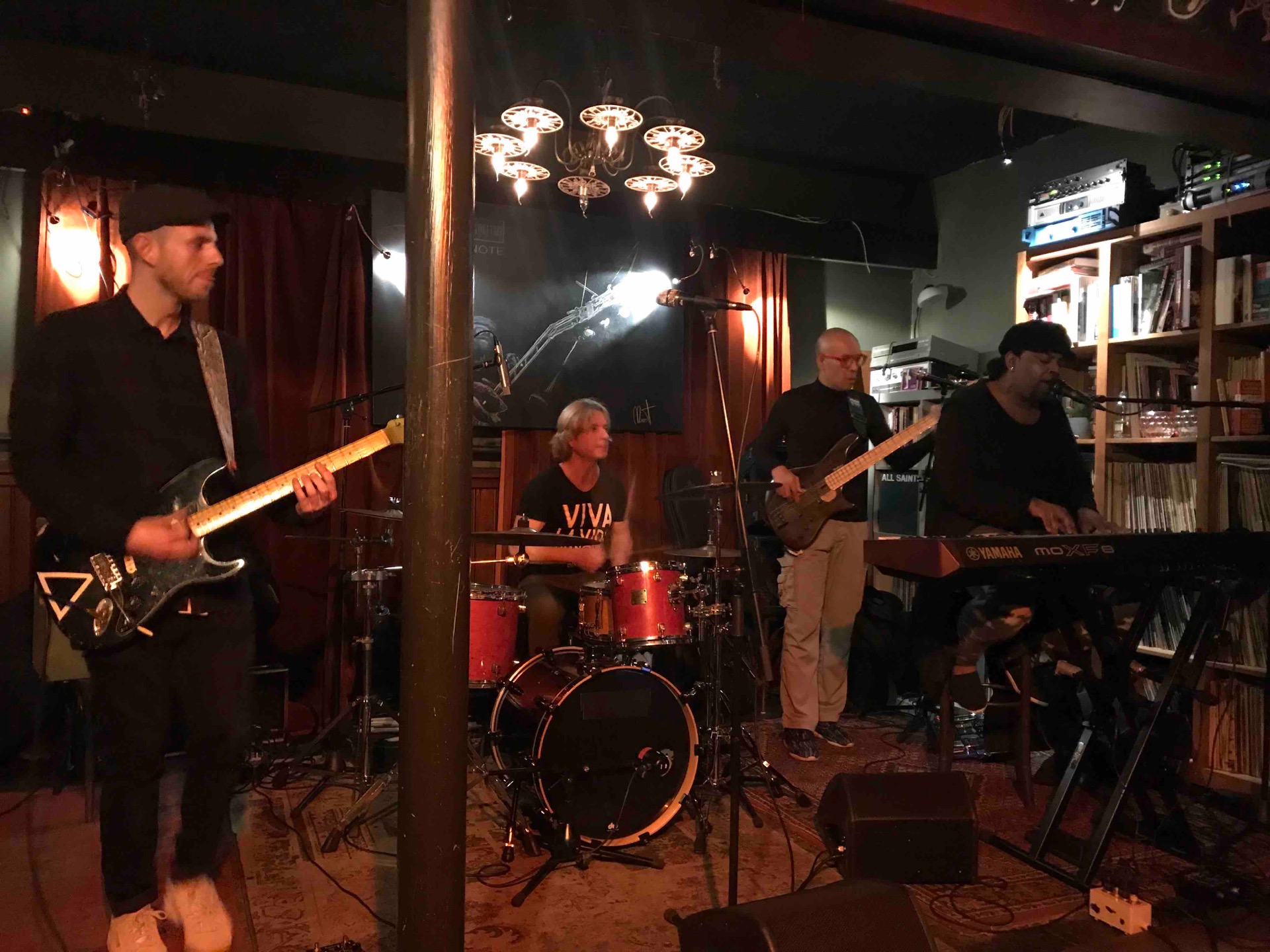 Photo by Mama-Ratzi Music